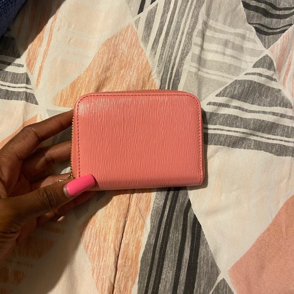 Prada Wallet - Picture 3 of 6